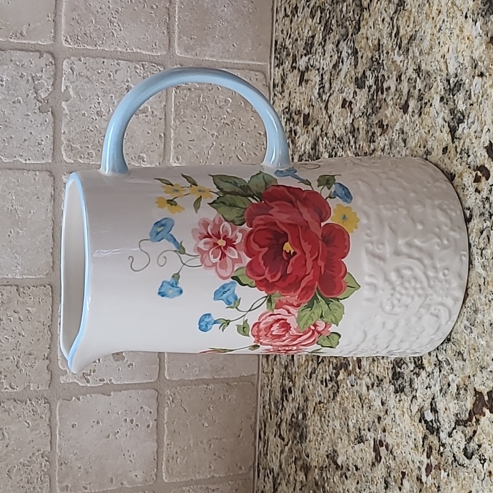Pioneer Woman Sweet Rose Pitcher 2.1 QT